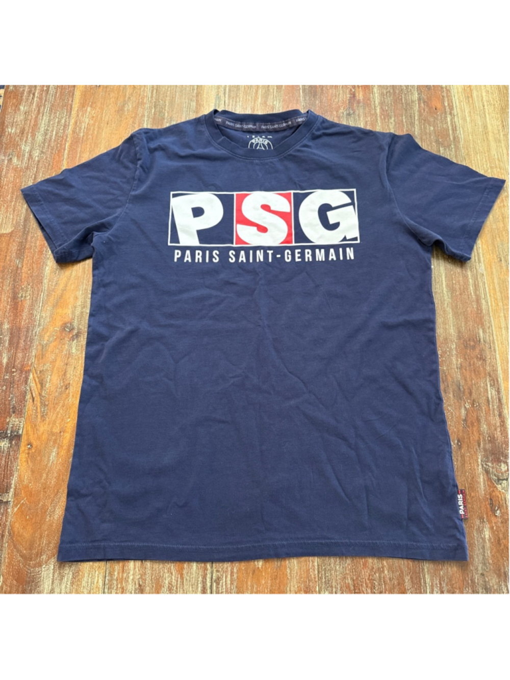 PSG Paris Saint-Germain 2019 Official Licensed Navy Blue Logo T-Shirt Medium